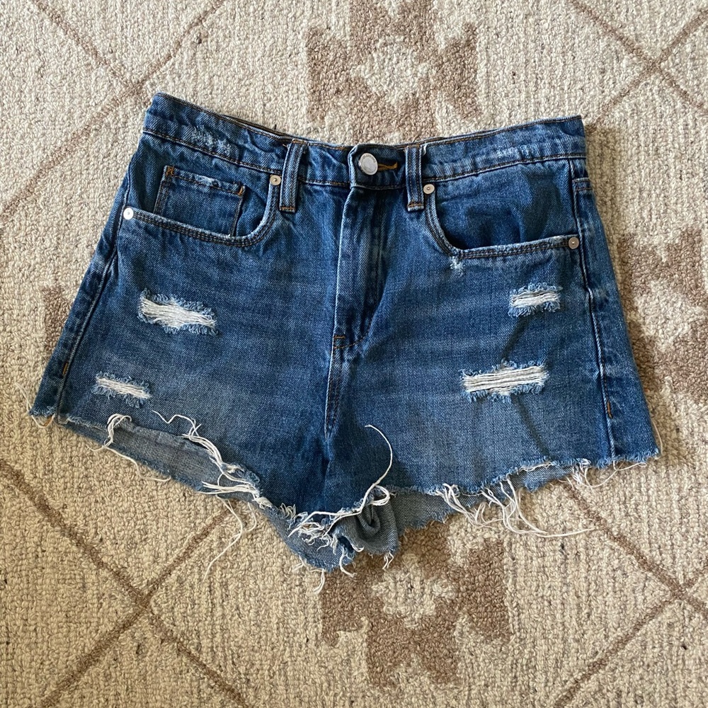 AMERICAN THREADS BLANK NYC DENIM SHORTS